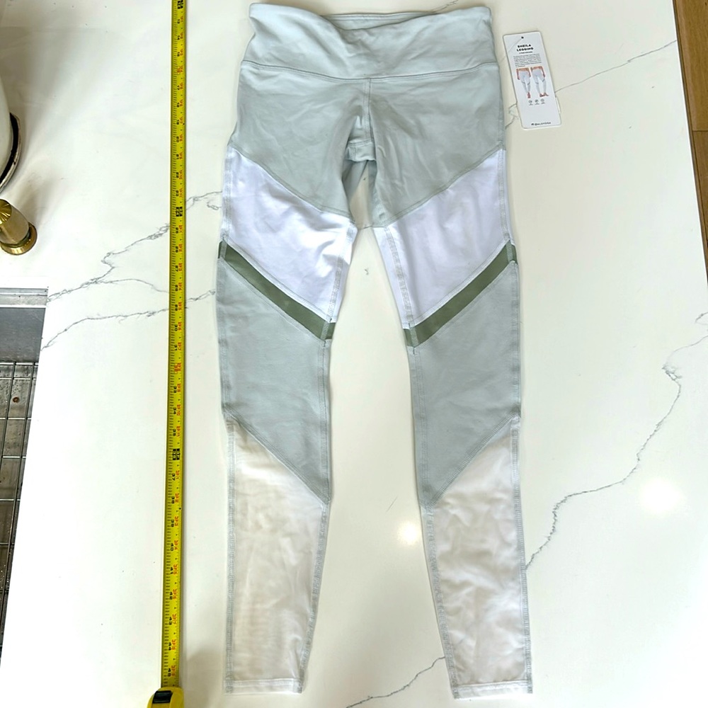 X small alo Sheila legging